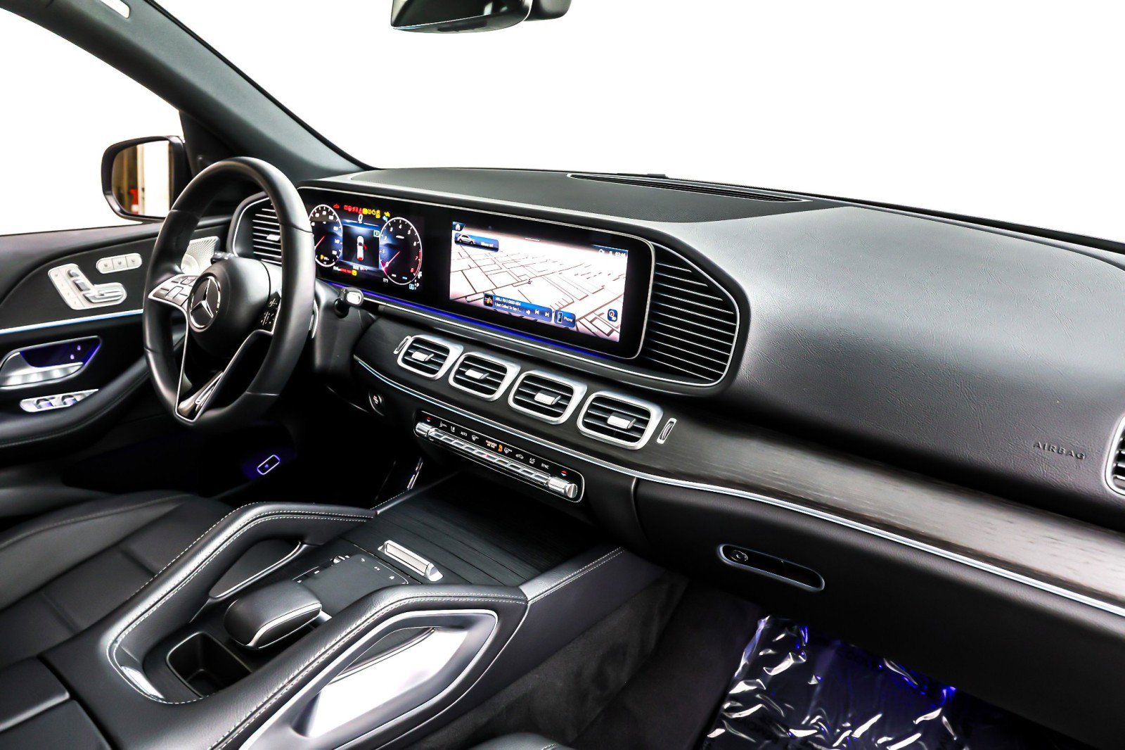 Used 2024 Mercedes-Benz GLE 350 4MATIC image 17