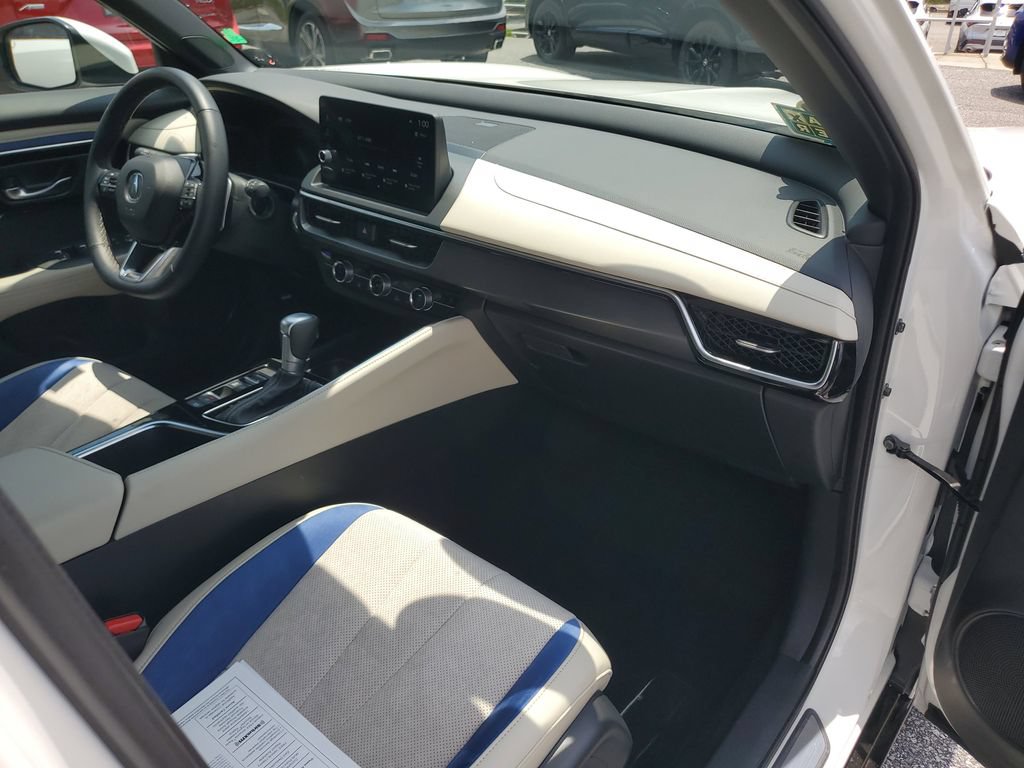 Certified 2025 Acura ADX A-Spec FWD image 4