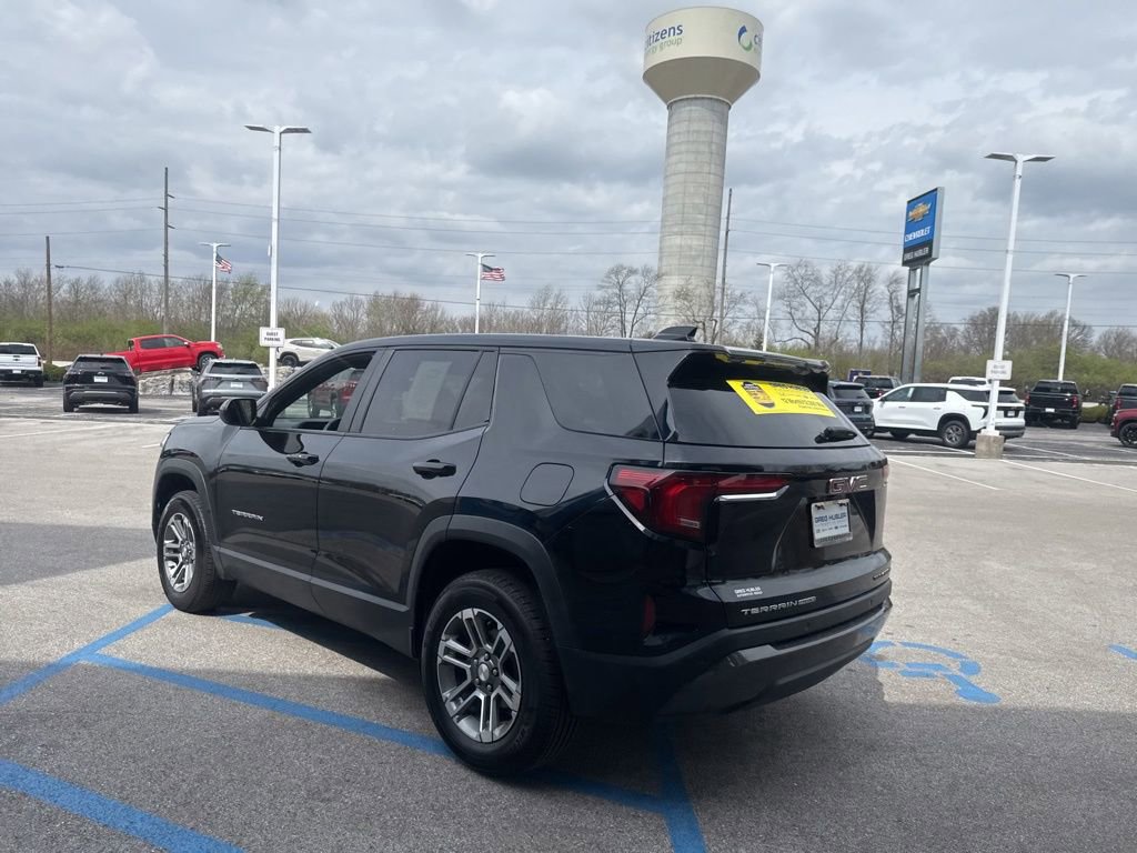 Used 2025 GMC Terrain Elevation image 15