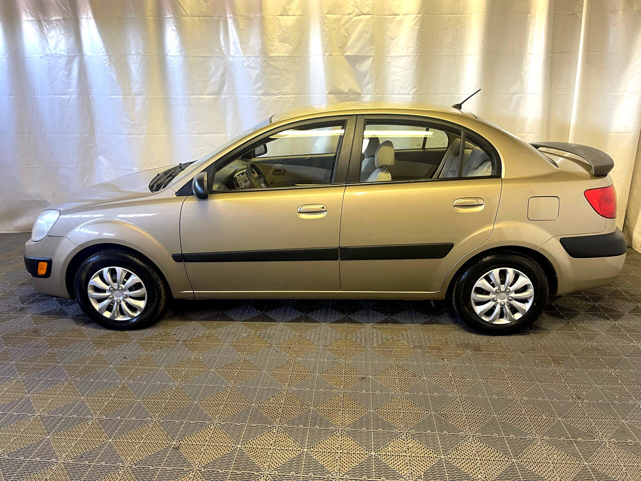 Used 2007 Kia Rio LX image 5