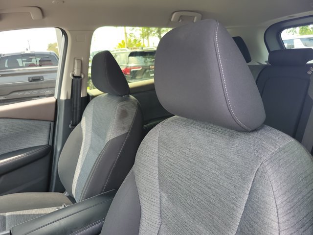 Used 2023 Nissan Rogue SV FWD image 19