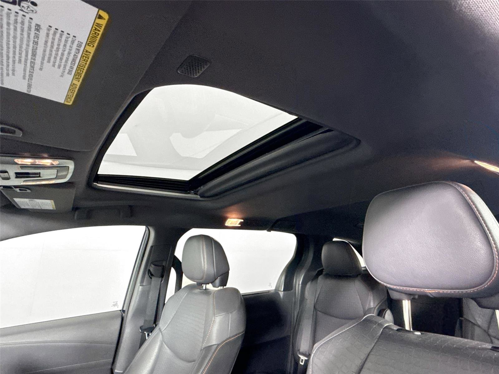 Certified 2022 Toyota Sienna XSE image 6