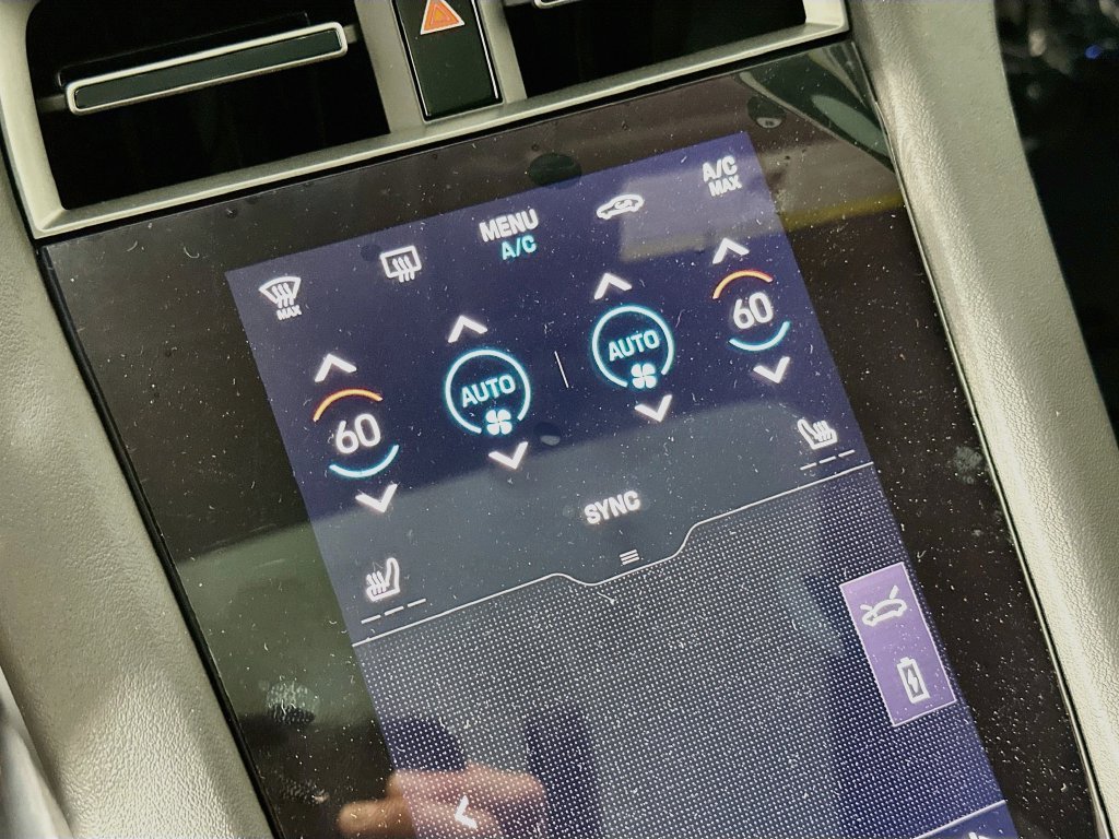 New 2026 Porsche Taycan AWD/4WD image 17