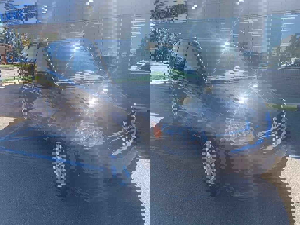 Used 2016 Dodge Grand Caravan SE w/ Quick Order Package 29E SE image 3