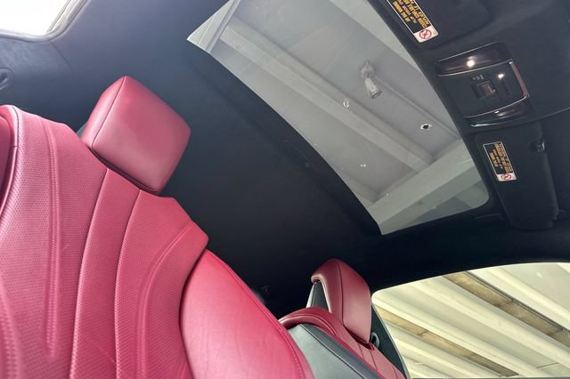 Used 2018 Lexus LC 500 Coupe w/ Touring Package RWD image 16
