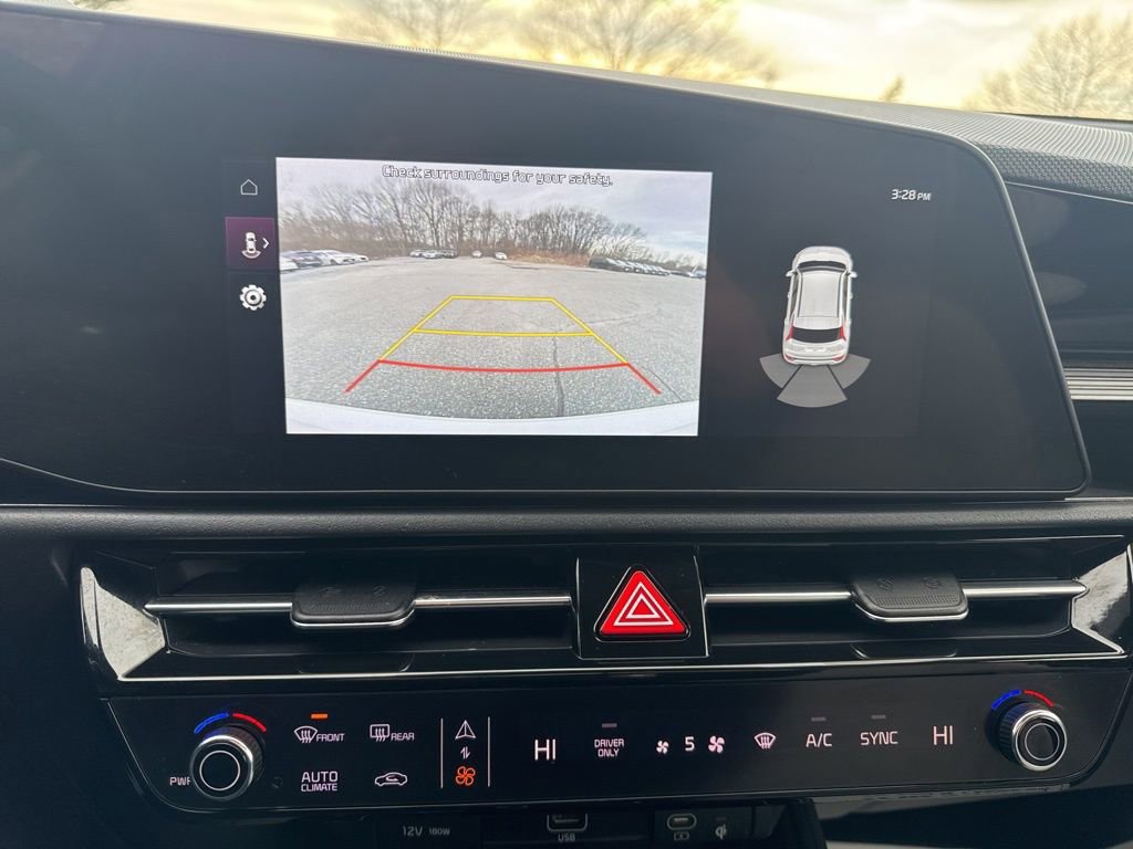 Used 2023 Kia Niro EX image 21