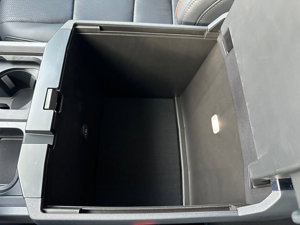 New 2026 Ford F250 Lariat w/ Black Appearance Package image 73