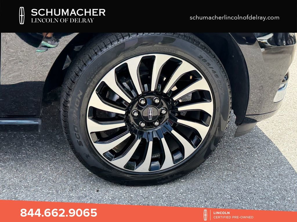 Certified 2024 Lincoln Navigator Black Label AWD/4WD image 9