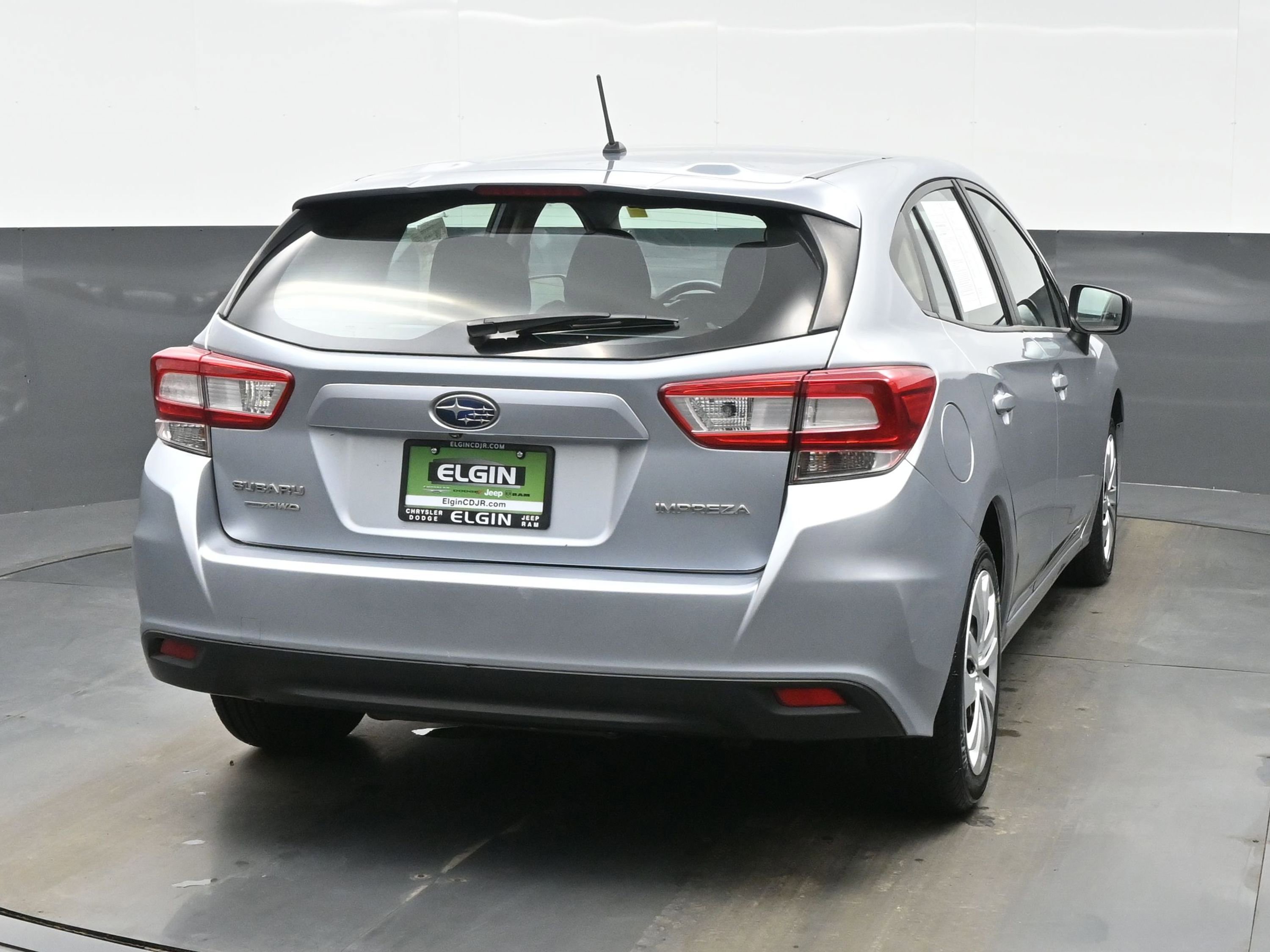 Used 2018 Subaru Impreza 2.0i image 5