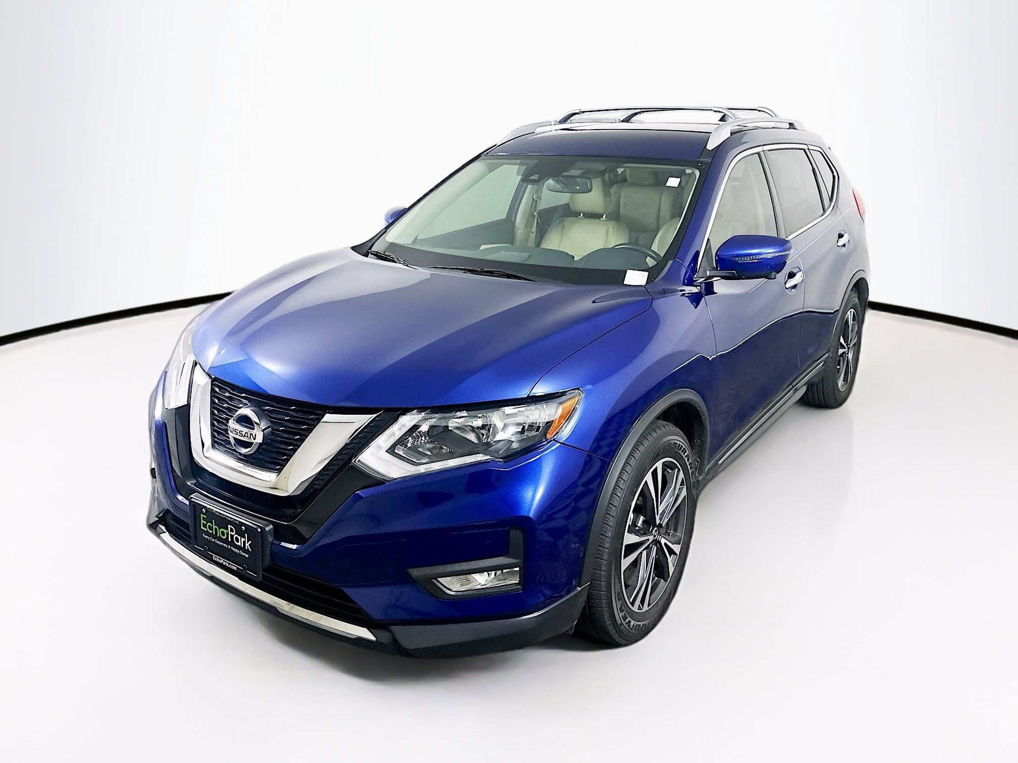 Used 2017 Nissan Rogue SL FWD image 3