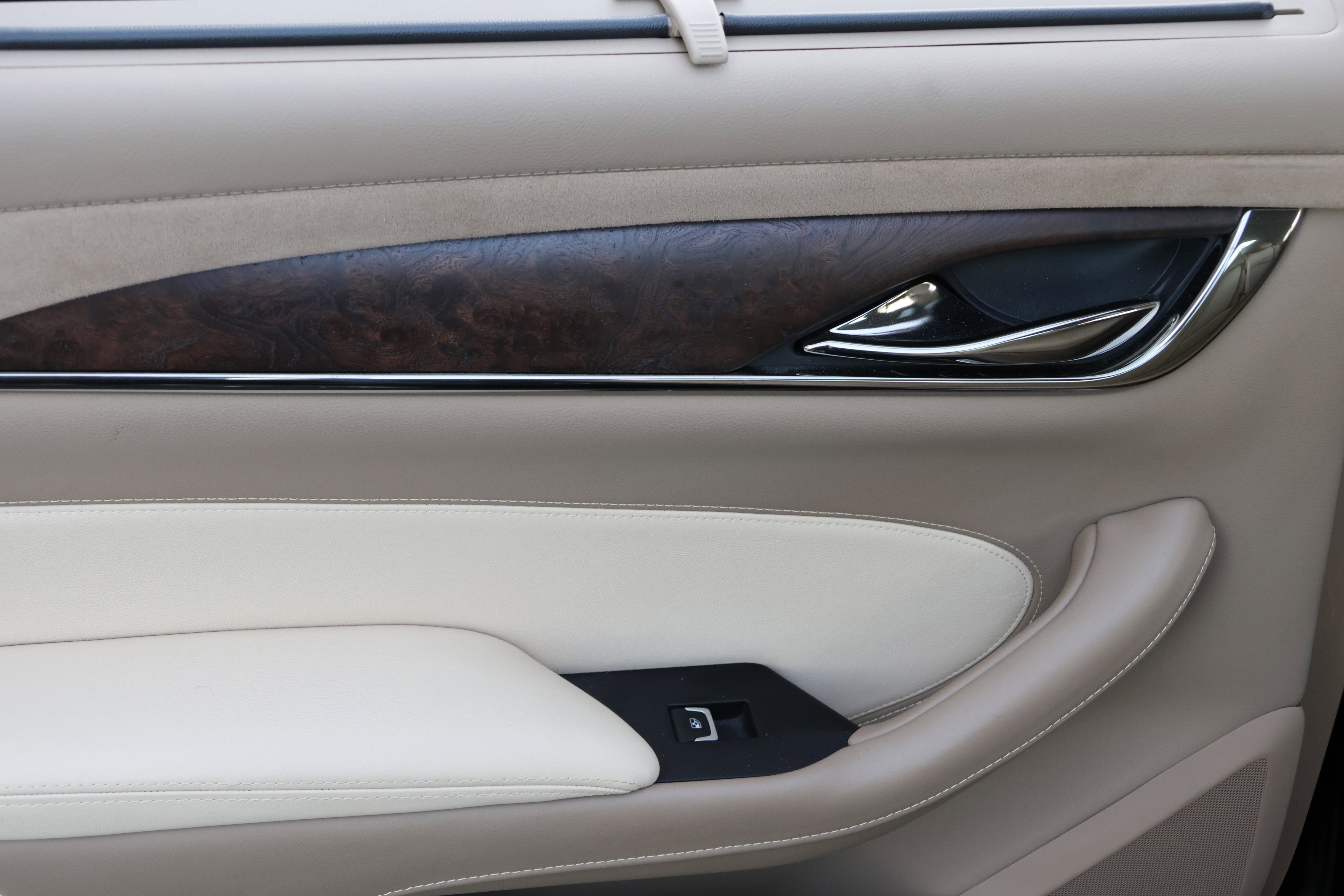 Used 2016 Cadillac CTS Premium image 37