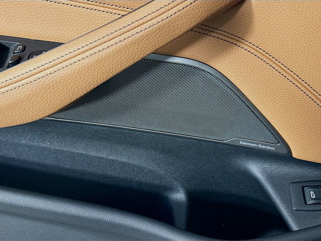 Used 2023 BMW 530i xDrive w/ Executive Package image 25