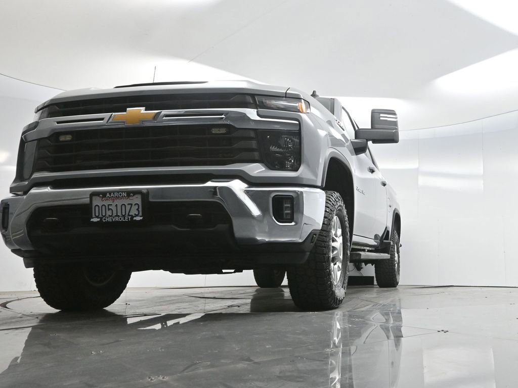 Used 2024 Chevrolet Silverado 2500 LT w/ Convenience Package image 61