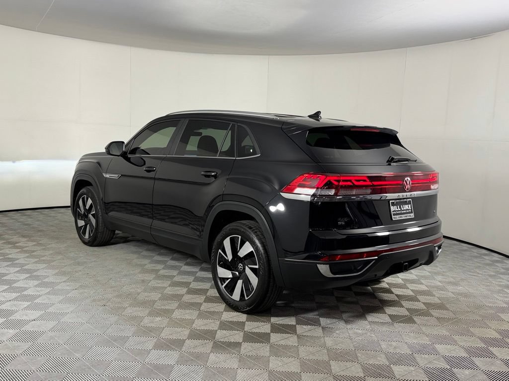 Used 2025 Volkswagen Atlas Cross Sport SE AWD/4WD image 10