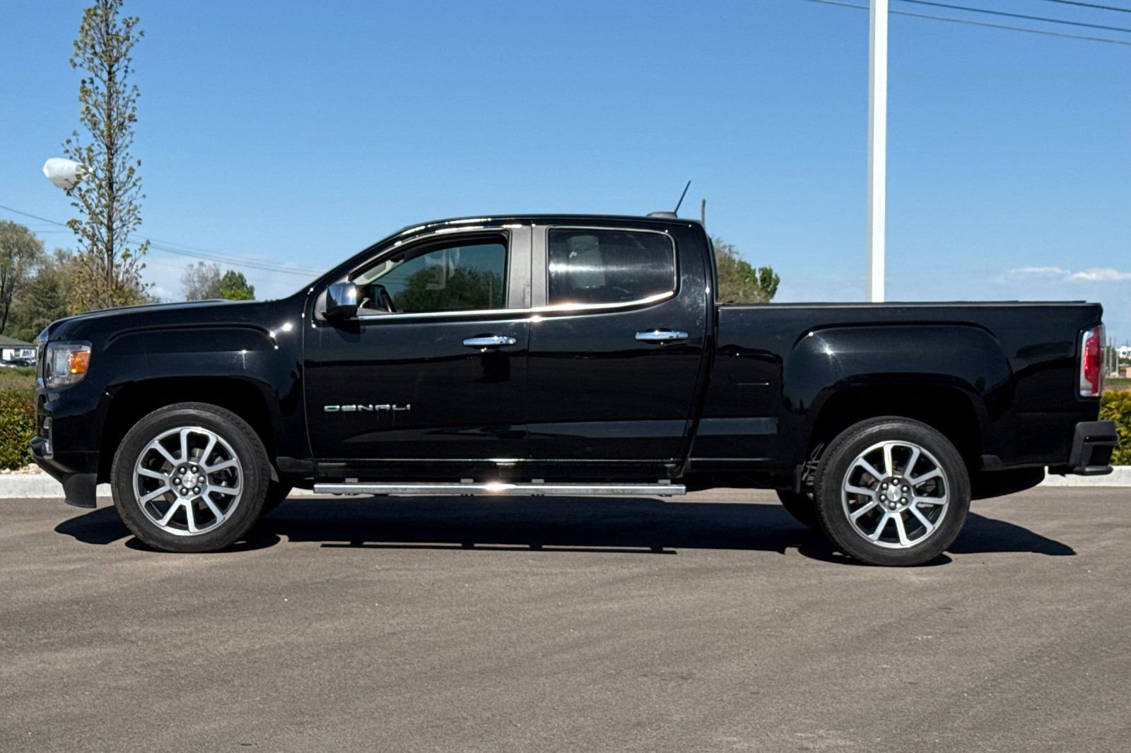 Used 2022 GMC Canyon Denali AWD/4WD image 7