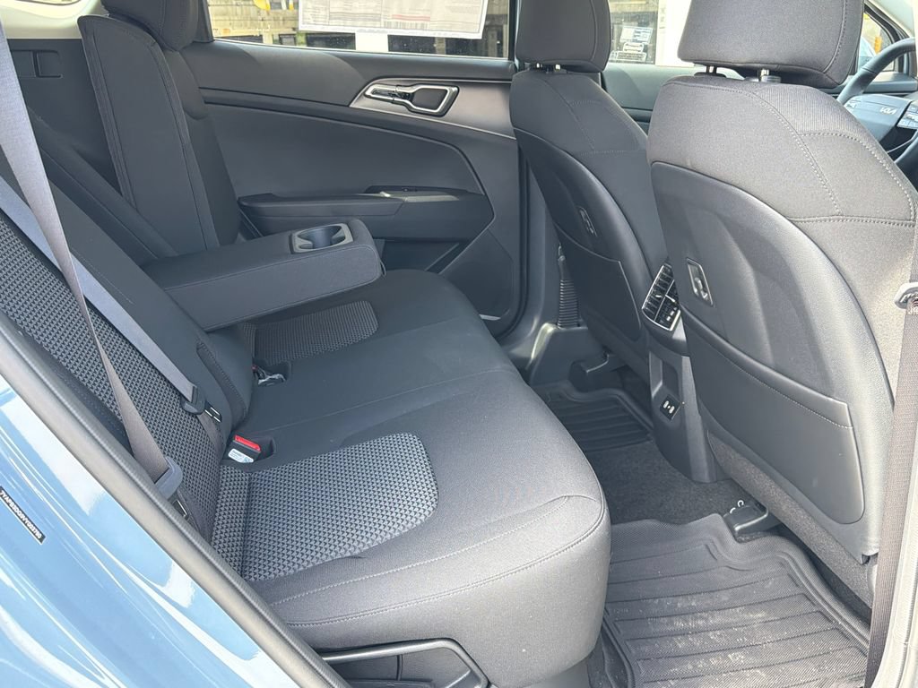 New 2027 Kia Sportage S FWD image 14