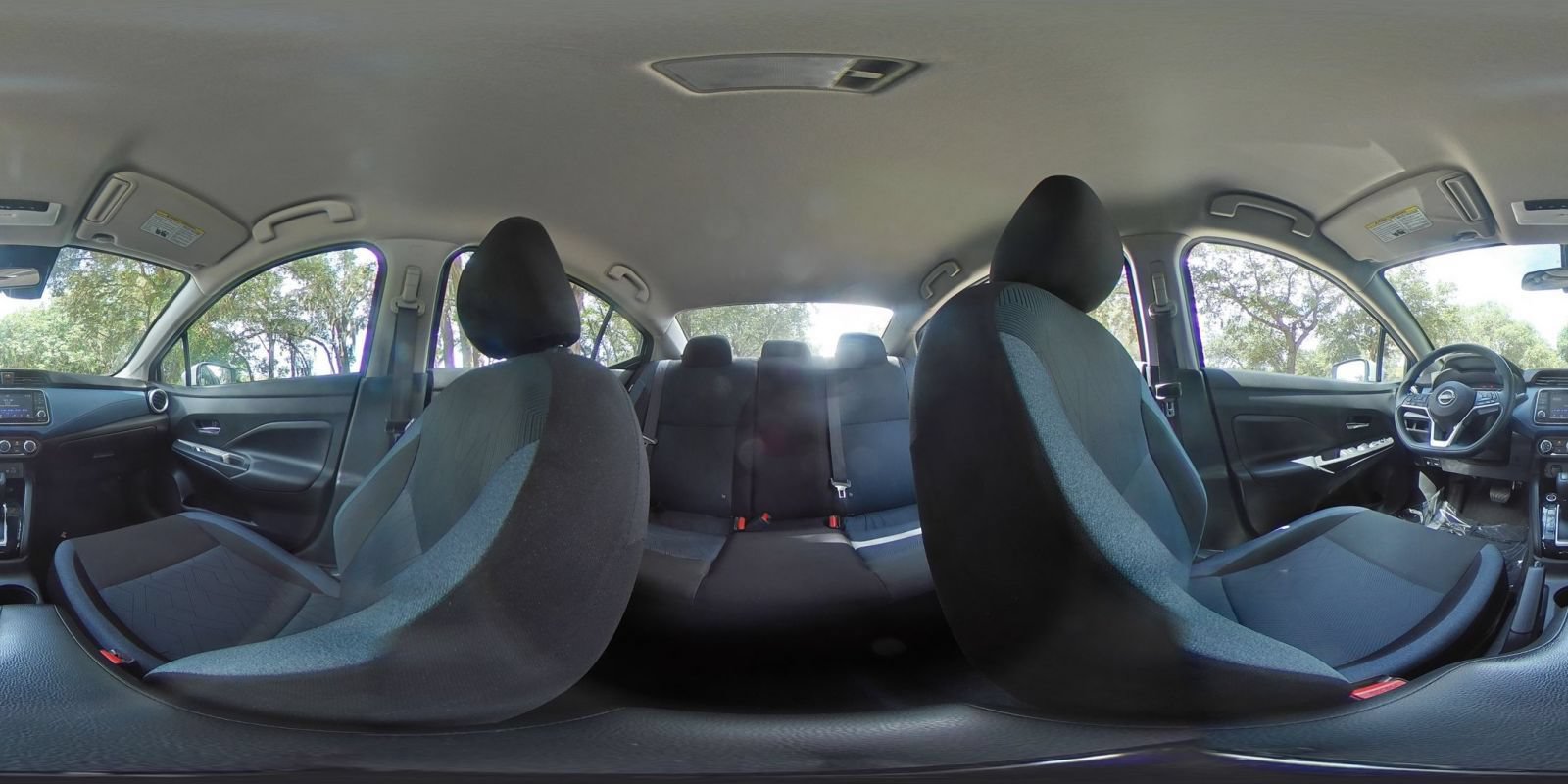 Used 2025 Nissan Versa SV FWD image 39