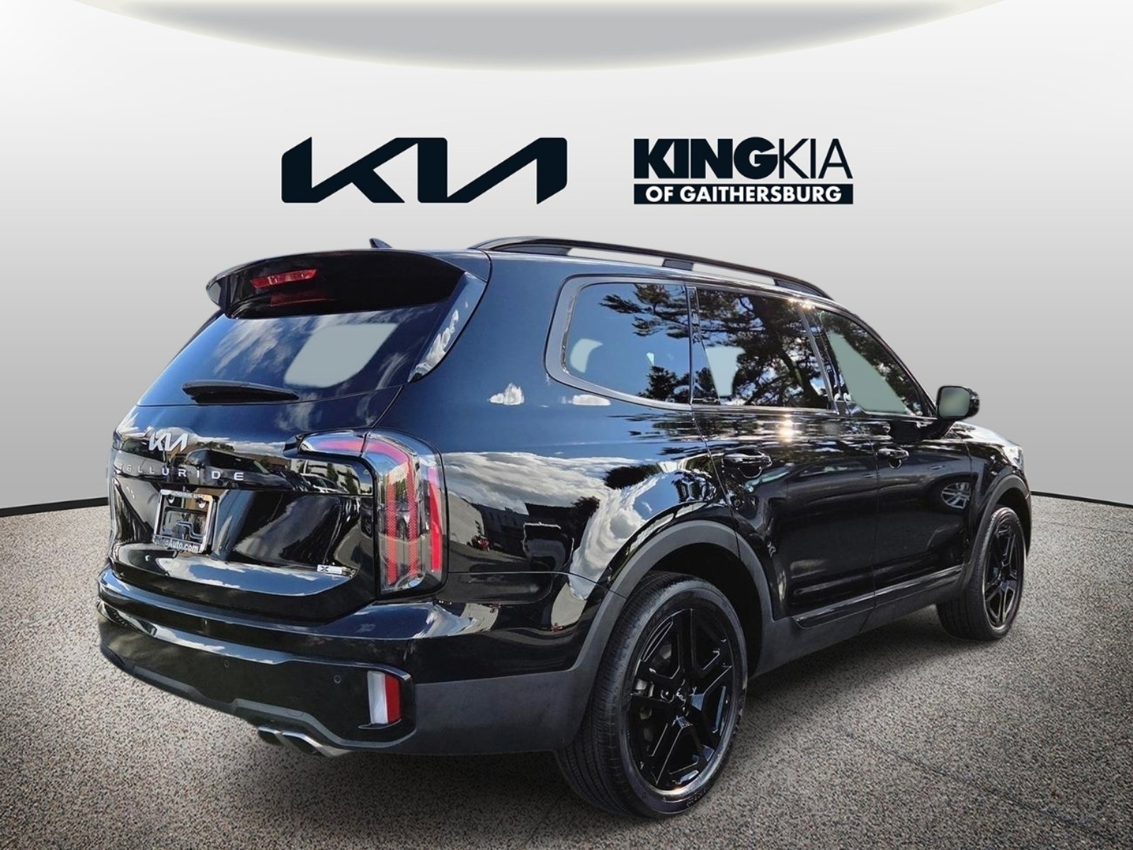 Certified 2024 Kia Telluride SX X-Line AWD/4WD image 3