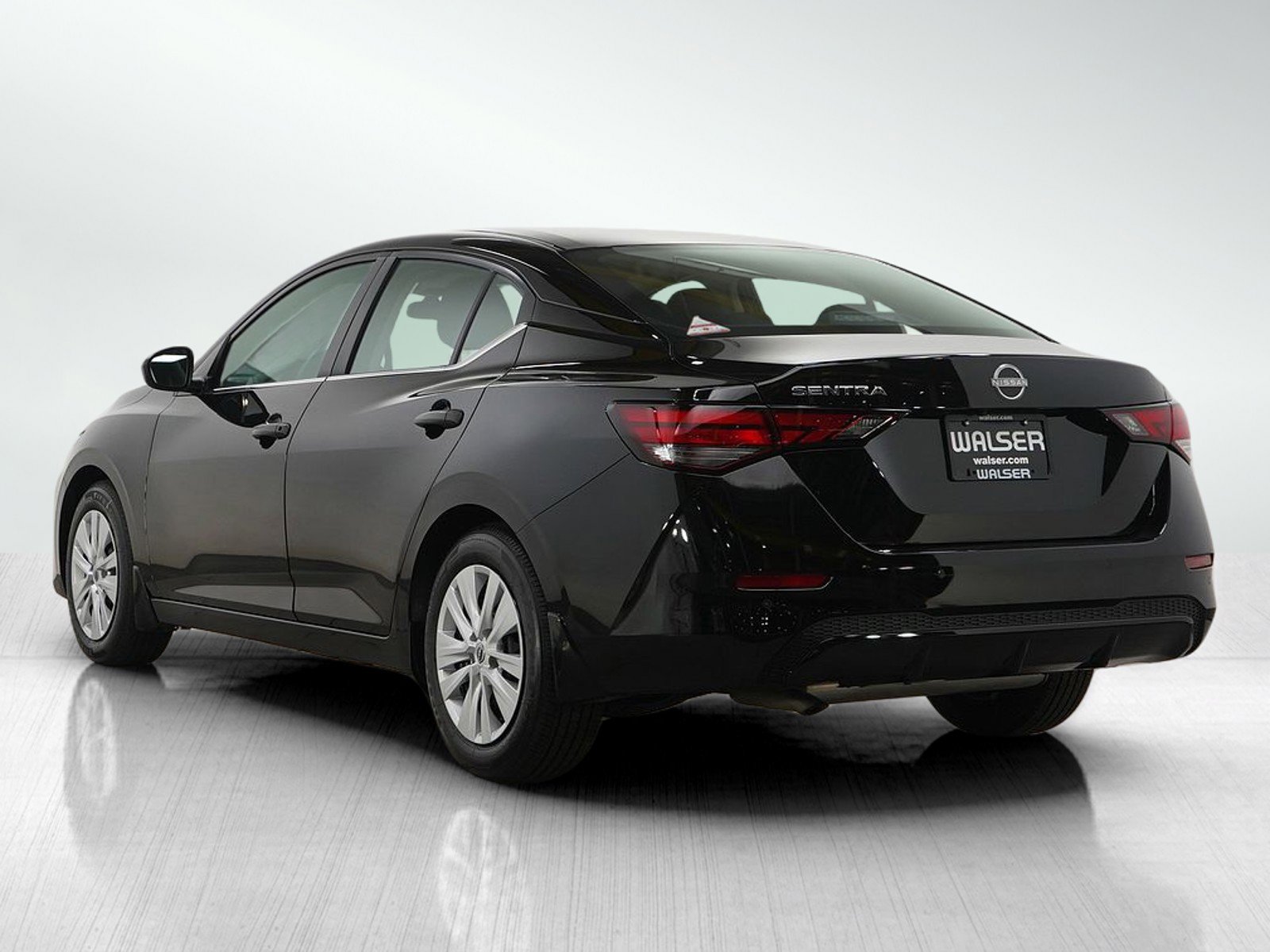 Used 2025 Nissan Sentra S FWD image 3