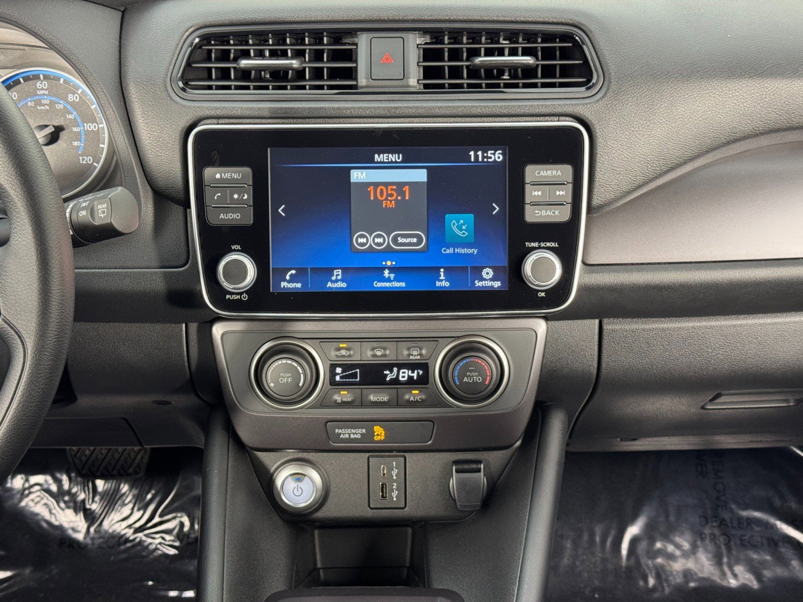 Used 2025 Nissan Leaf S image 21