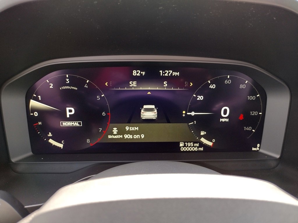 New 2025 Mitsubishi Outlander SE image 23