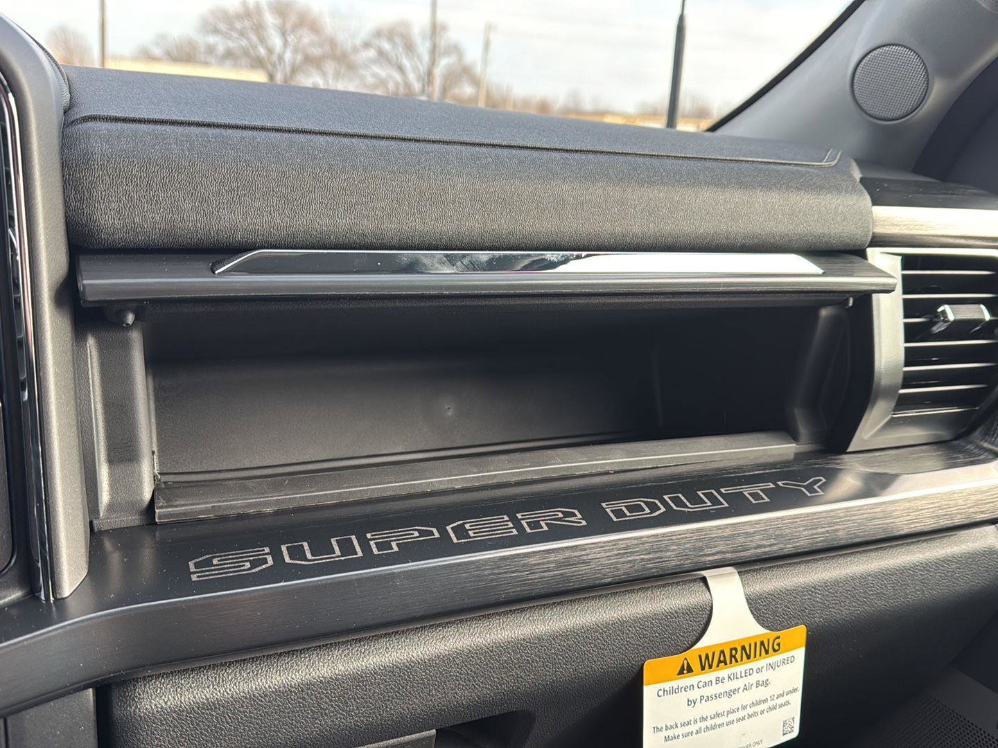 New 2026 Ford F250 Lariat w/ Chrome Package image 39