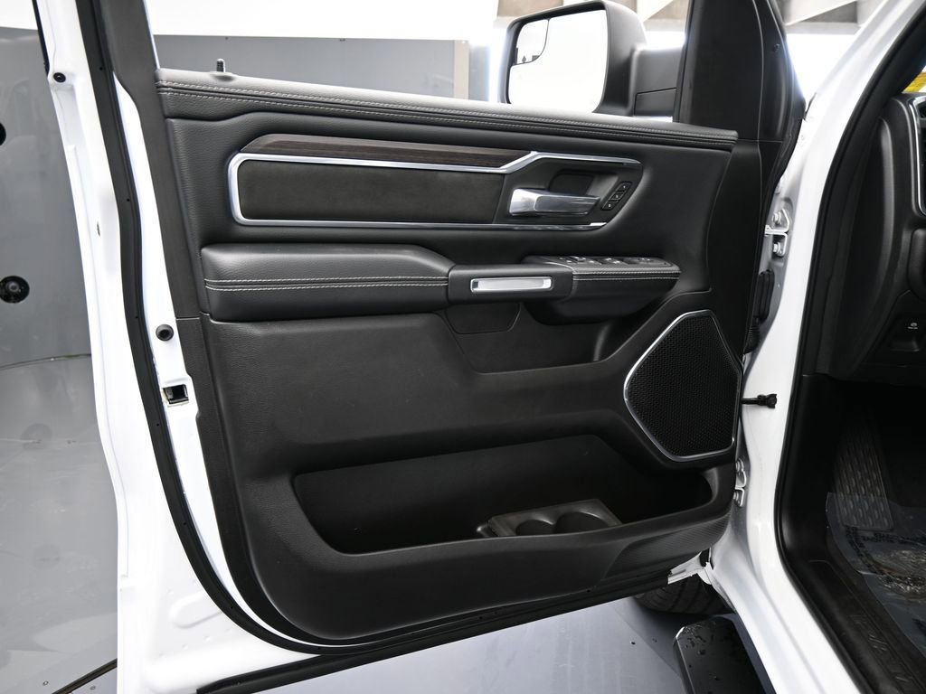 Used 2025 RAM 1500 Laramie image 17