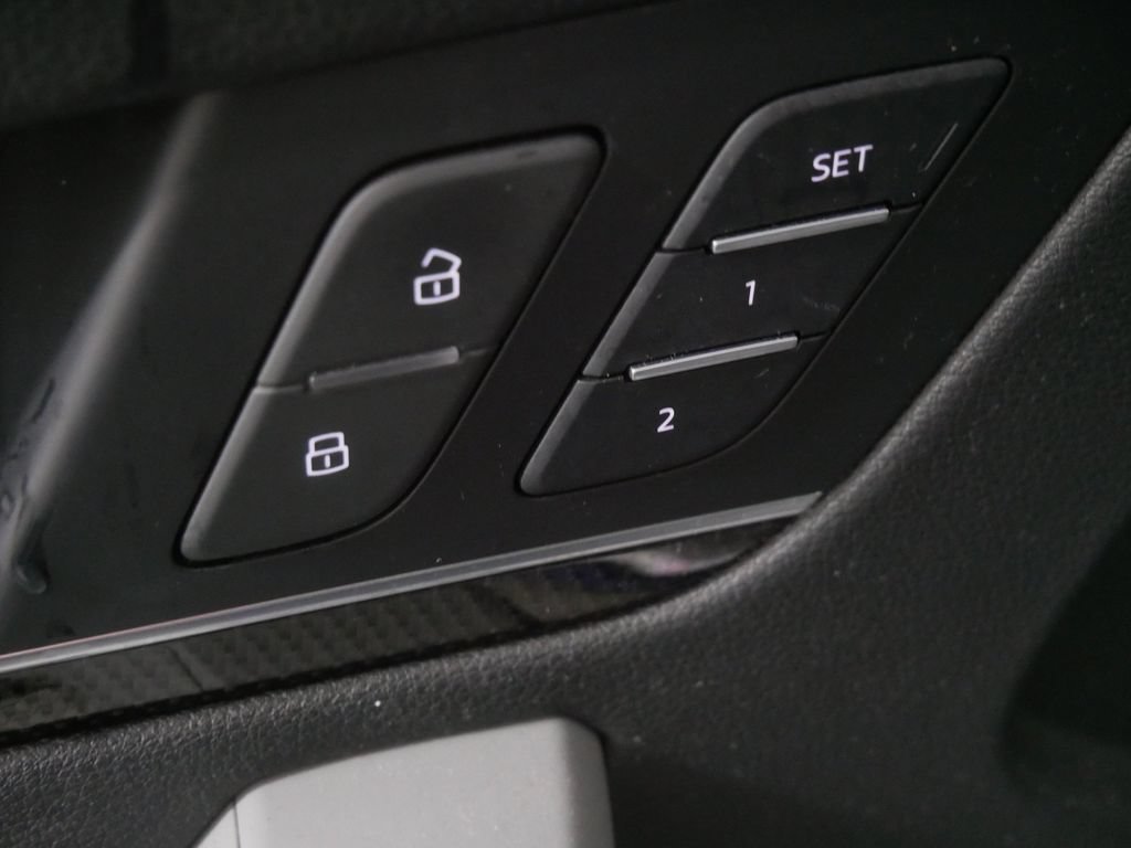 Used 2019 Audi SQ5 Prestige w/ Prestige Package AWD/4WD image 14