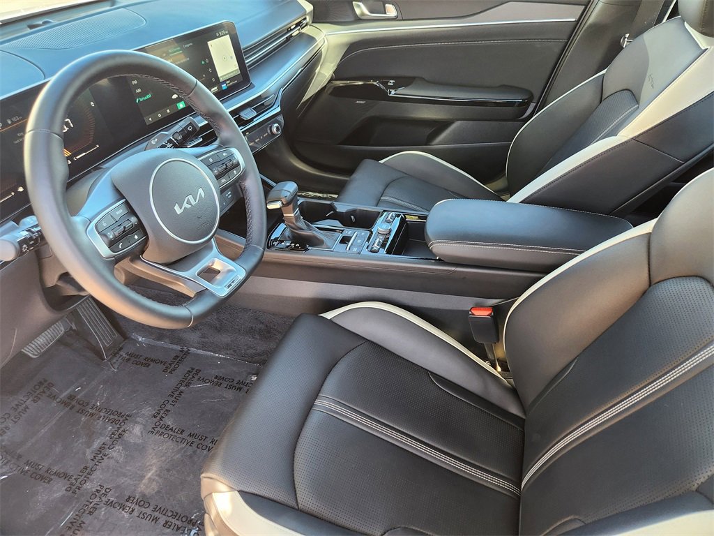 Used 2025 Kia K5 GT-Line w/ GT-Line Premium Package image 13