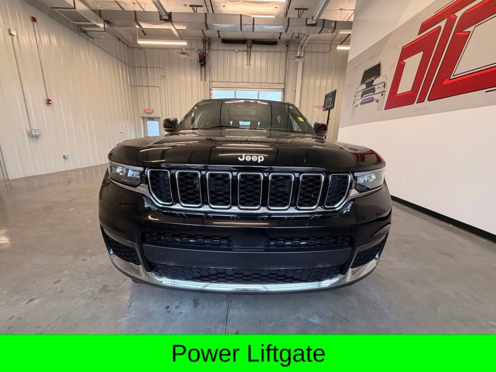 Used 2025 Jeep Grand Cherokee L Limited AWD/4WD image 10