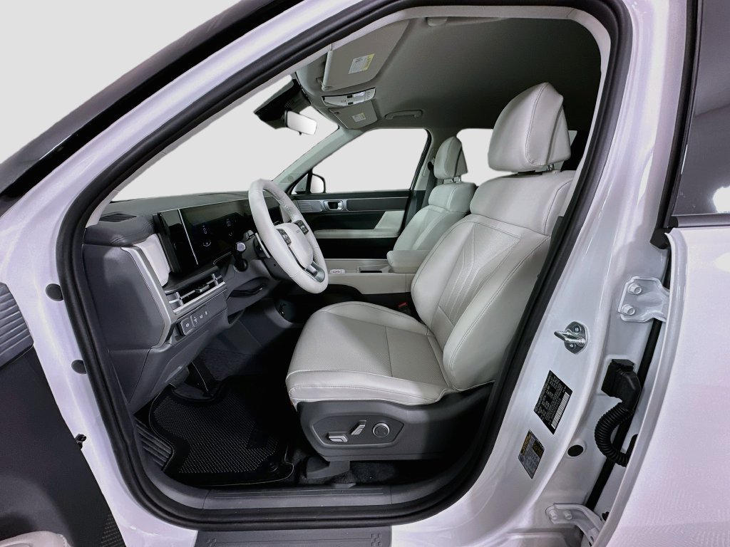 New 2027 Hyundai Santa Fe SEL FWD image 15