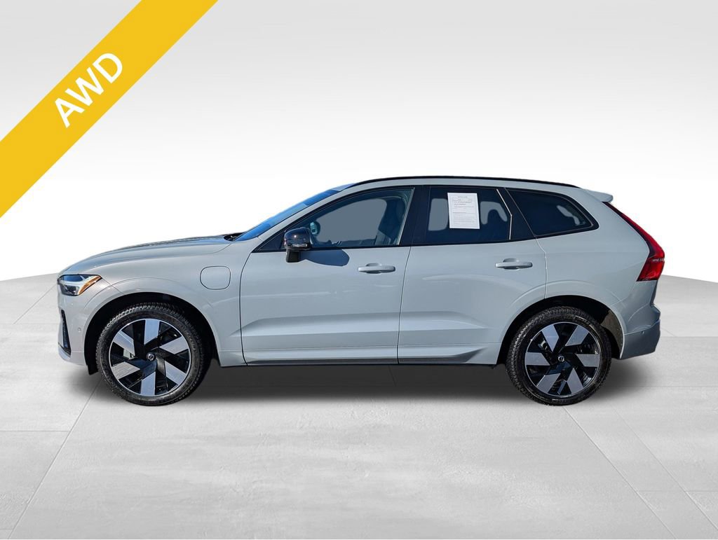Used 2024 Volvo XC60 T8 Plus w/ Protection Package Premier image 2