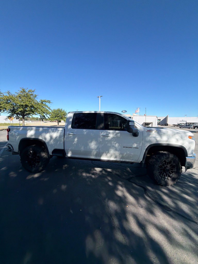 Used 2023 Chevrolet Silverado 2500 LT w/ Convenience Package AWD/4WD image 6