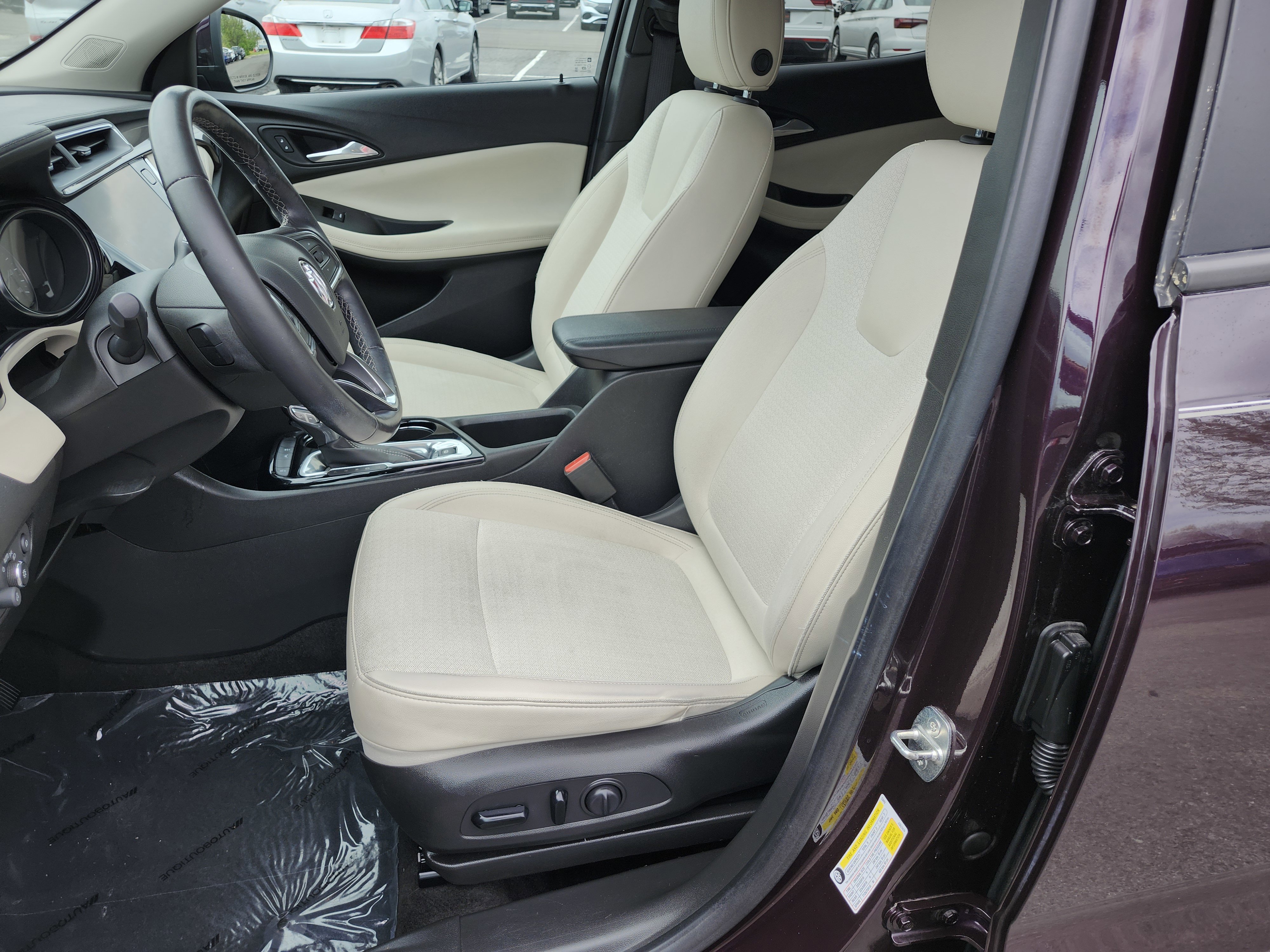 Used 2020 Buick Encore GX Select image 22