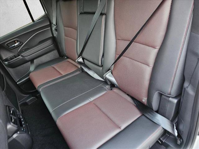 New 2026 Honda Ridgeline Black Edition image 13