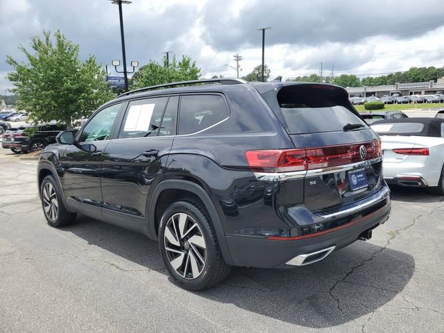 Certified 2024 Volkswagen Atlas SE w/ Panoramic Sunroof Package FWD image 6