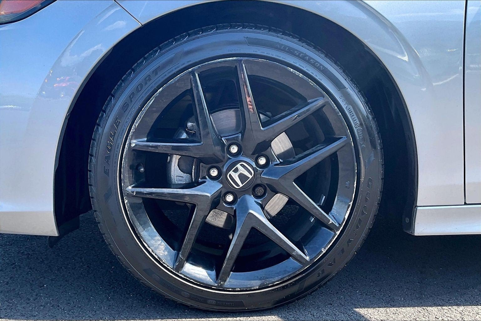 Used 2022 Honda Civic Sport image 9