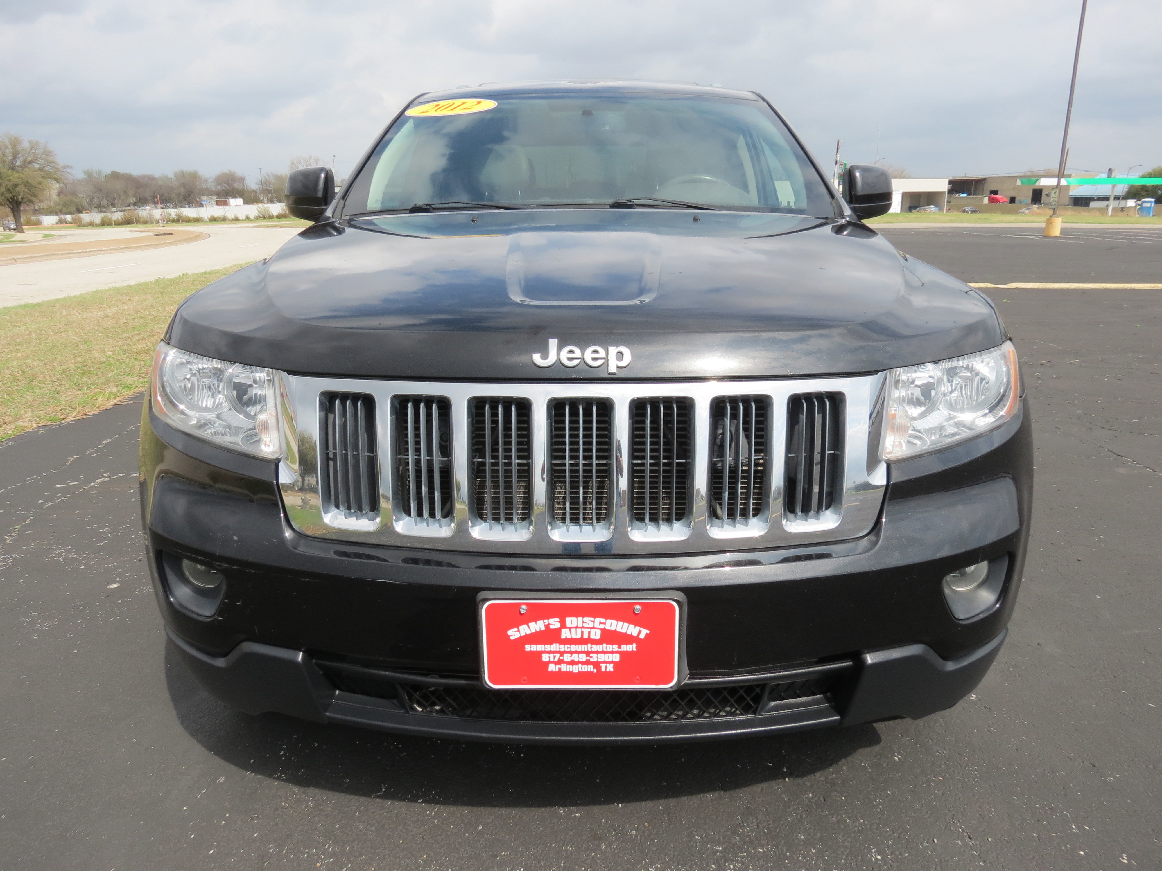 Used 2012 Jeep Grand Cherokee Laredo RWD image 7