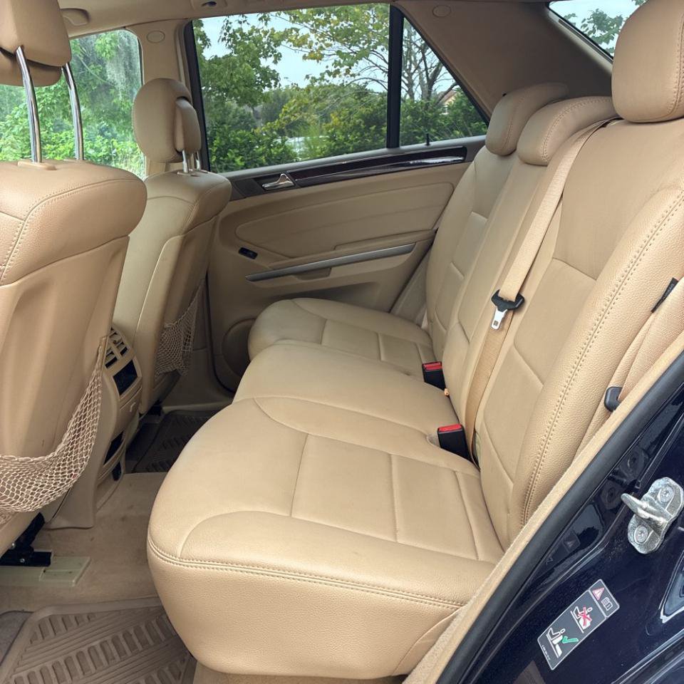 Used 2010 Mercedes-Benz ML 550 4MATIC image 14