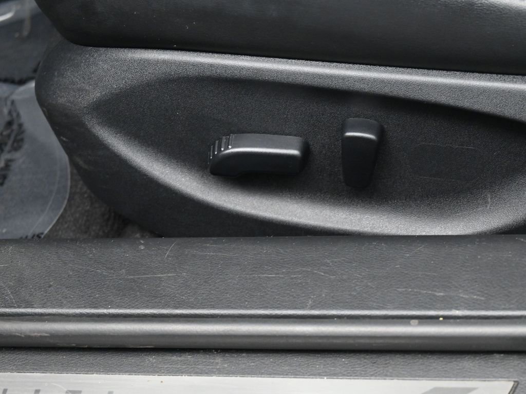 Used 2019 INFINITI Q50 Luxe image 12