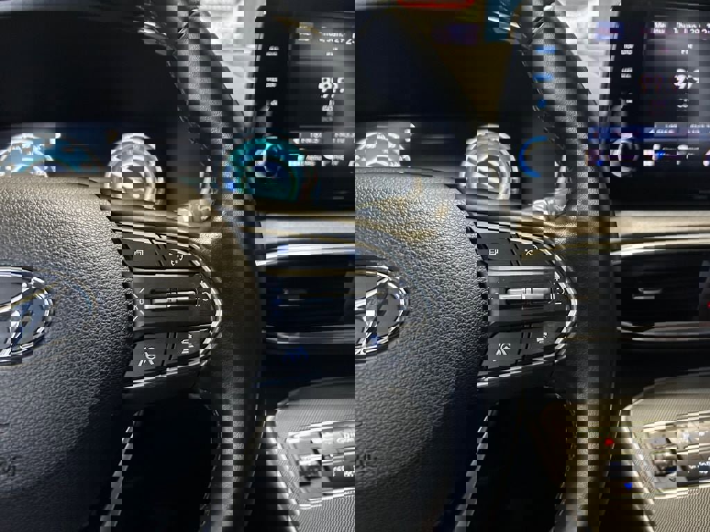 Used 2022 Hyundai Santa Fe SEL Convenience image 18