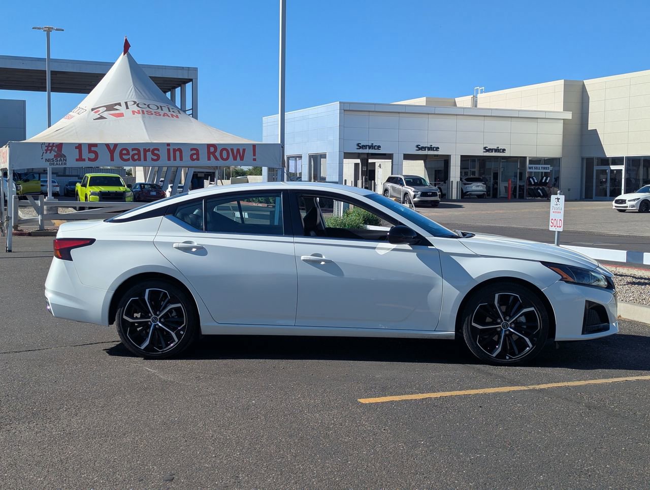Used 2025 Nissan Altima 2.5 SR image 7