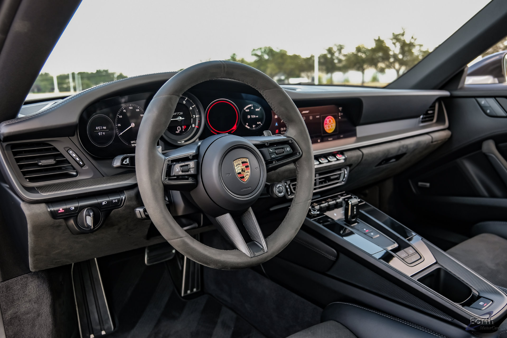Used 2024 Porsche 911 Carrera GTS RWD image 3