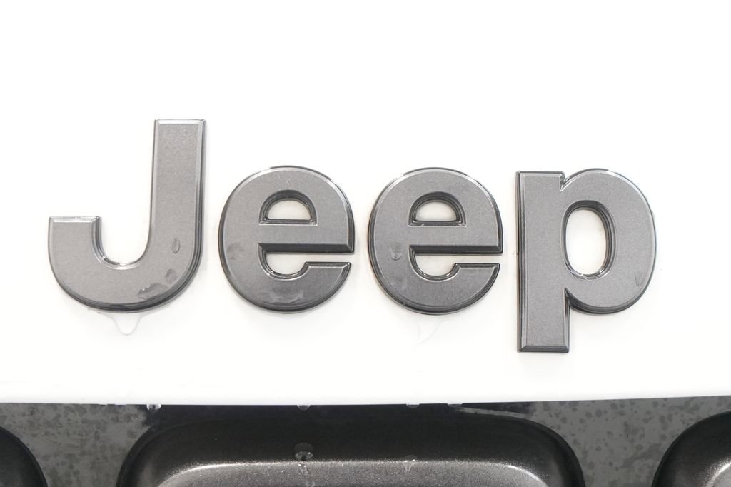 Used 2018 Jeep Grand Cherokee High Altitude image 12