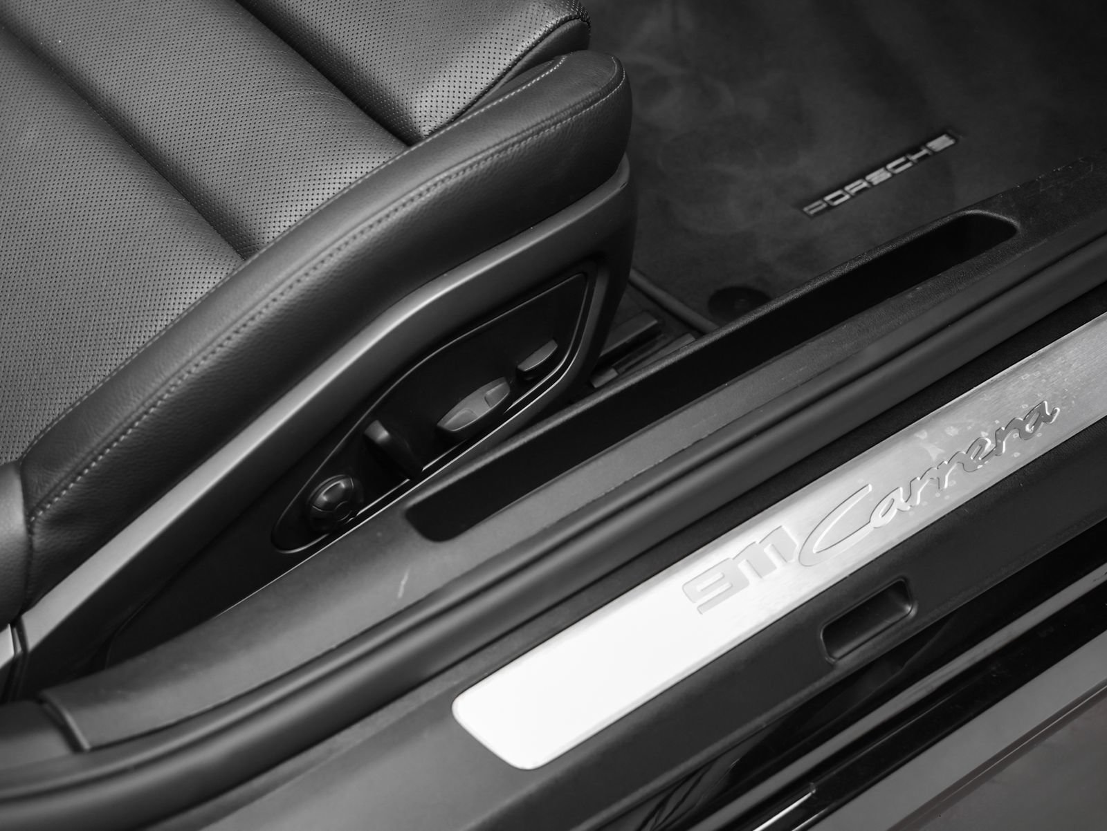 Certified 2022 Porsche 911 Carrera RWD image 20