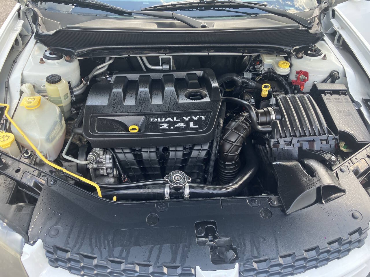 Used 2014 Dodge Avenger SXT w/ Rallye Appearance Group FWD image 35