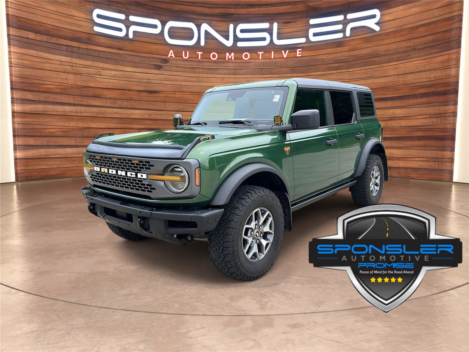 Used 2022 Ford Bronco Badlands AWD/4WD image 1