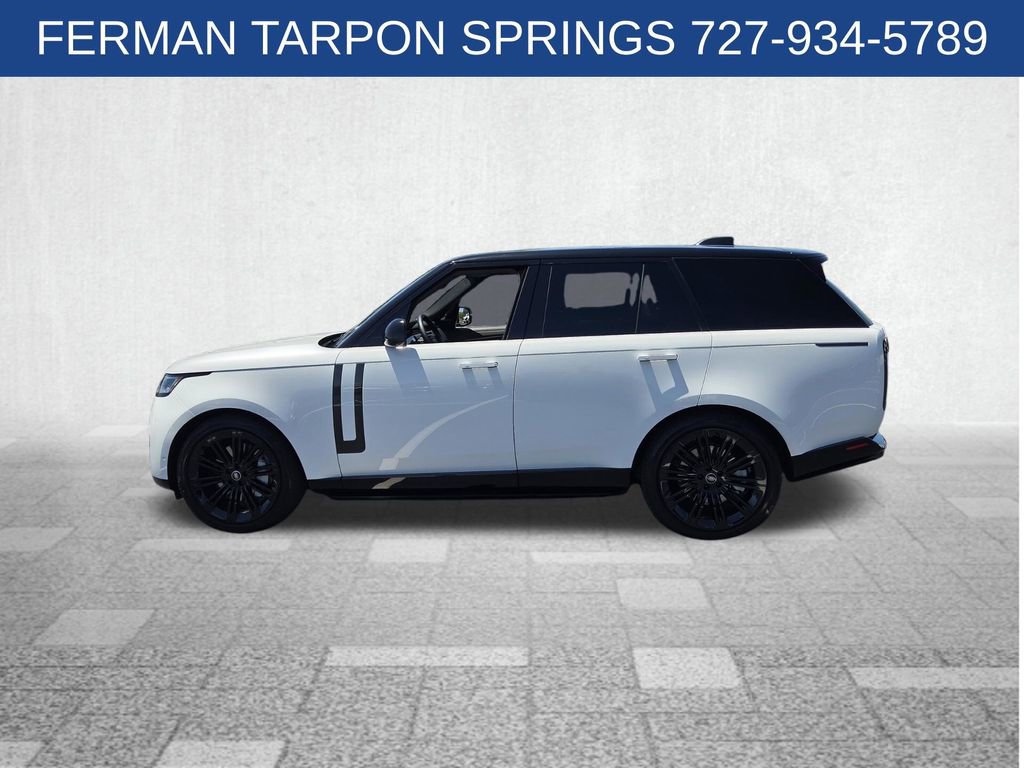 Used 2024 Land Rover Range Rover SE AWD/4WD image 4