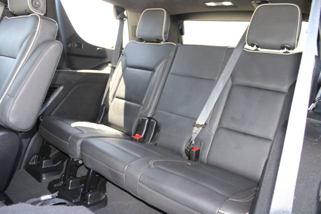 Used 2024 Chevrolet Tahoe Premier RWD image 40