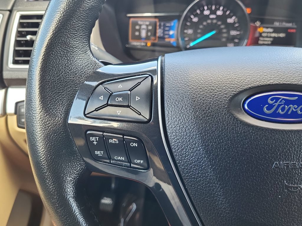 Used 2017 Ford Explorer Limited w/ Equipment Group 301A AWD/4WD image 22